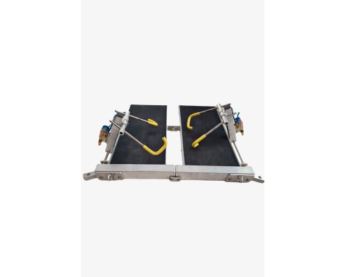 WHEELCHAIR FENCING DEVICE W. FIXATION ARMS